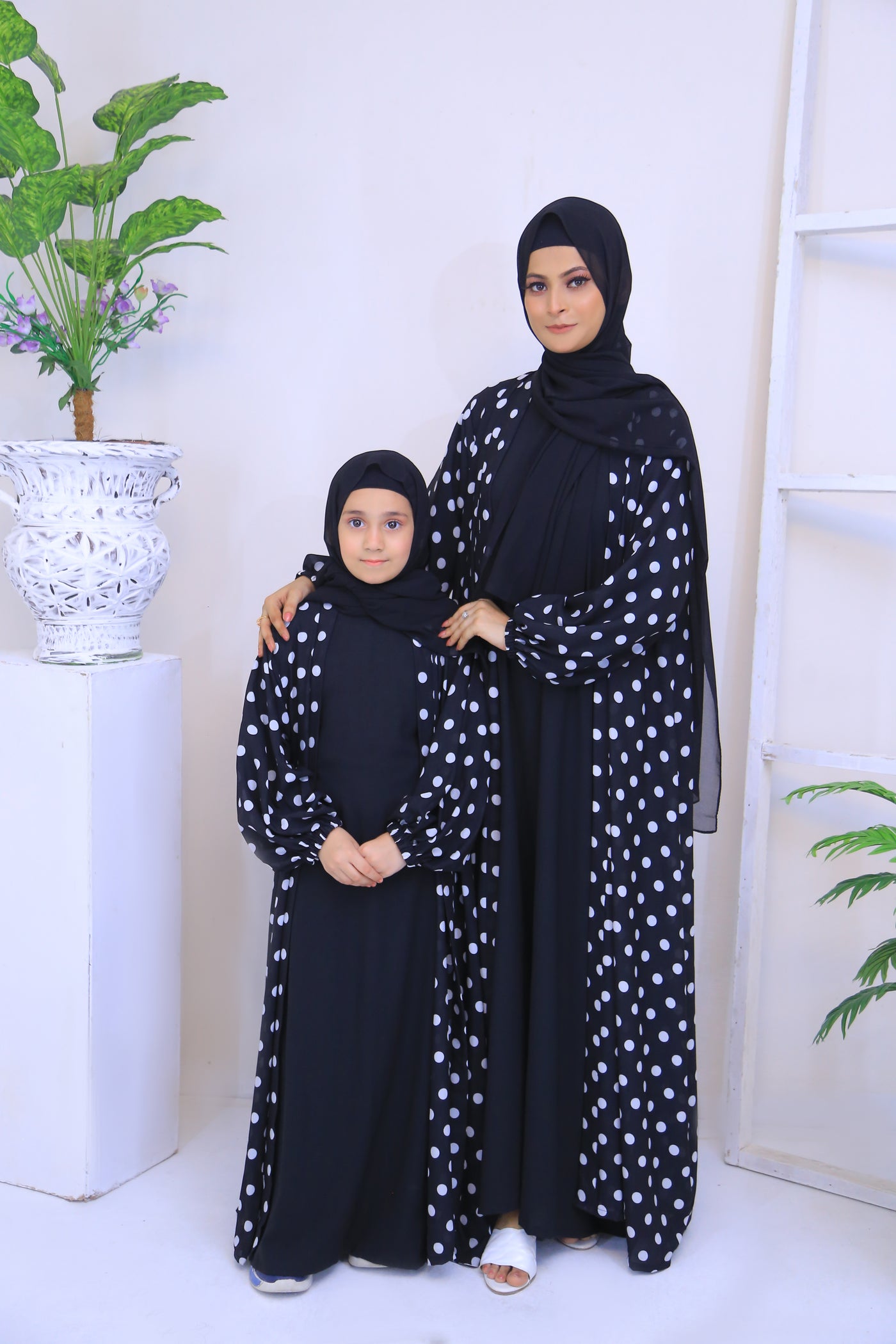 Printed  Black Chiffon Polkadot Kimono Abaya.(Stitch)