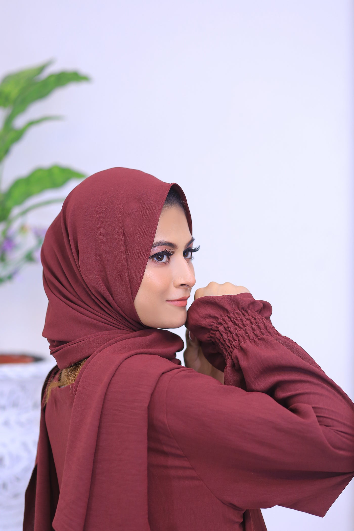 Maroon CEY Fabric Abaya.(Stitch)